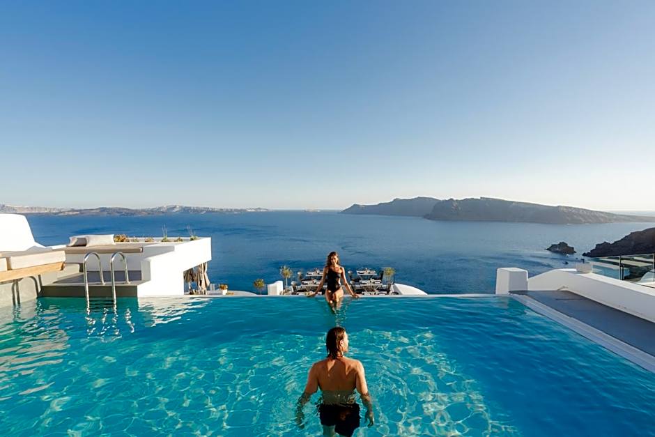 La Perla Villas - Adults Only