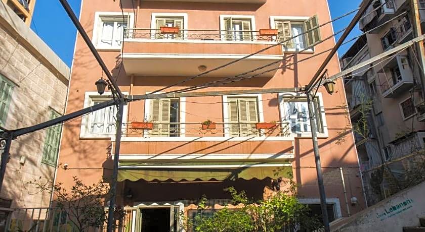 The Grand Meshmosh Hotel