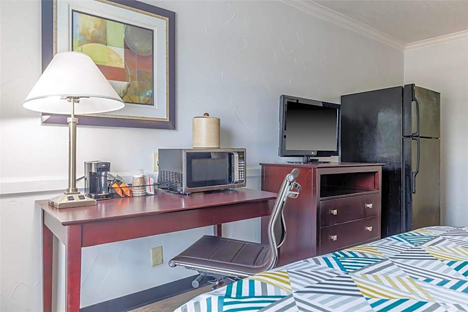 Studio 6 Suites Dallas, TX - Downtown