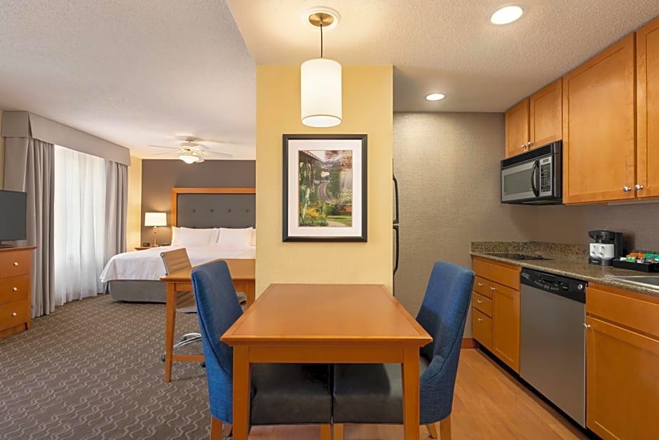 Homewood Suites by Hilton Allentown-Bethlehem Airport