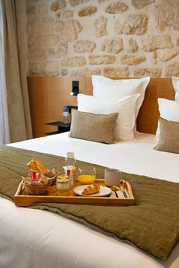 Tinah Paris, Champs Elysées