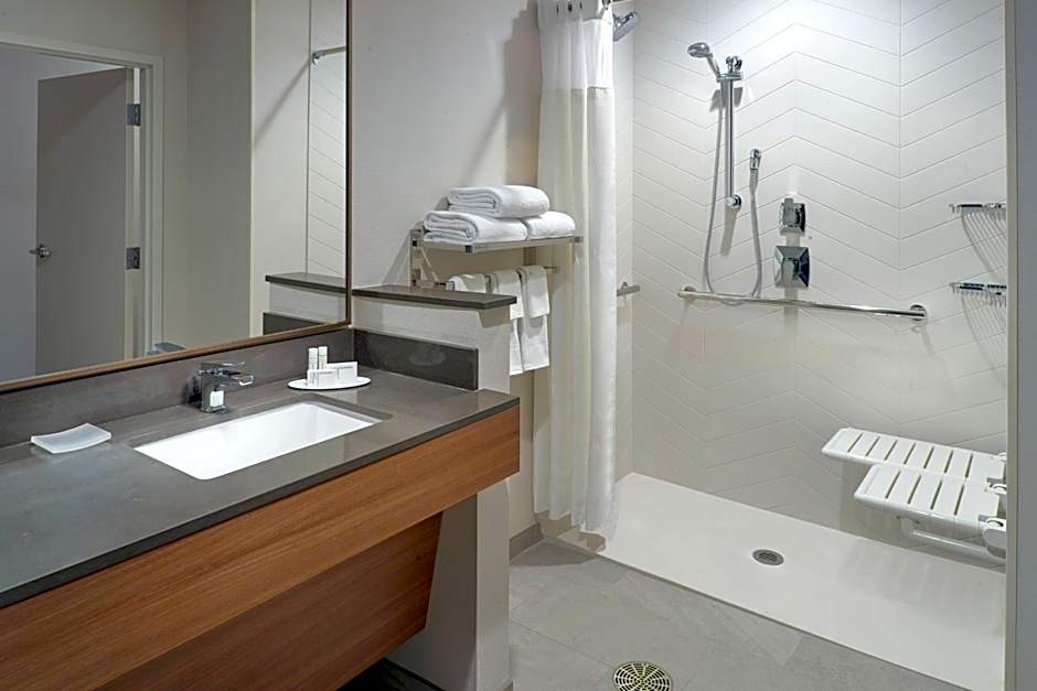 Fairfield Inn & Suites by Marriott Athens-University Area