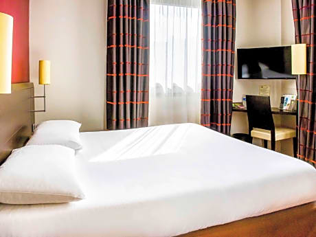 Standard Room with a double bed