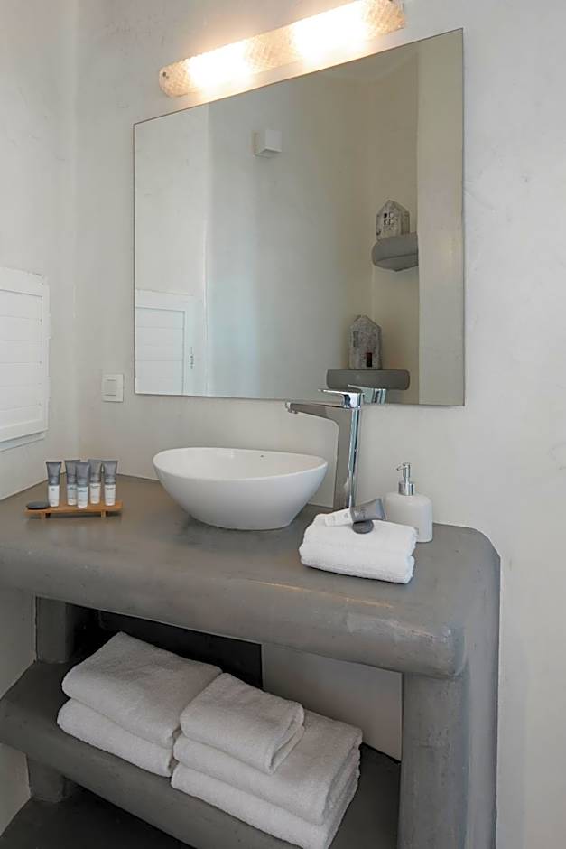 Suites Of The Gods Cave Spa Hotel