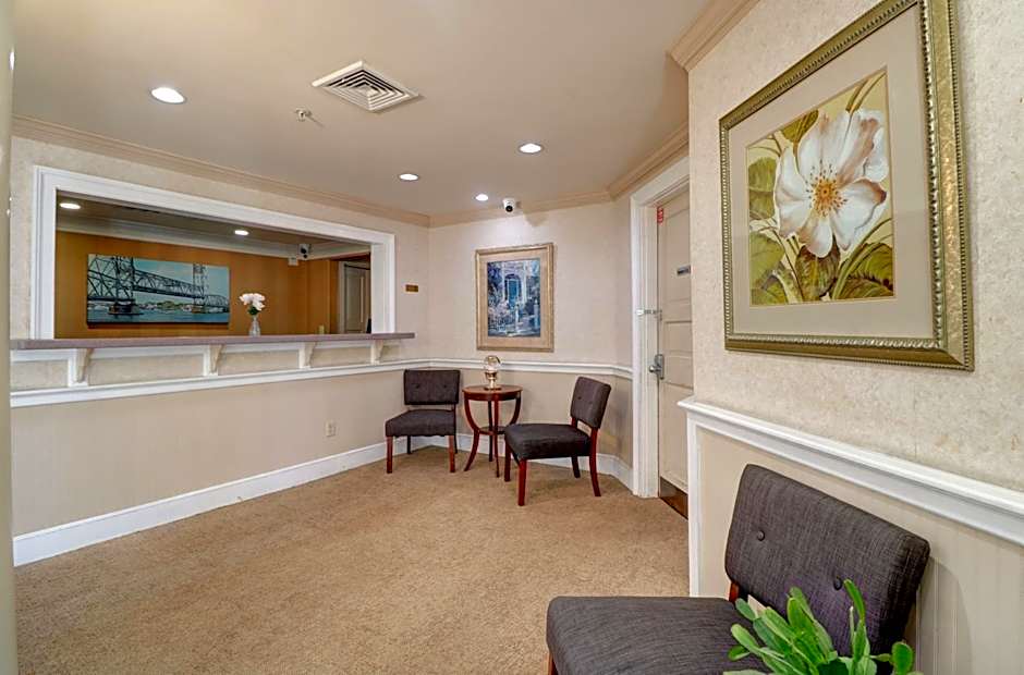 Anchorage Inn and Suites