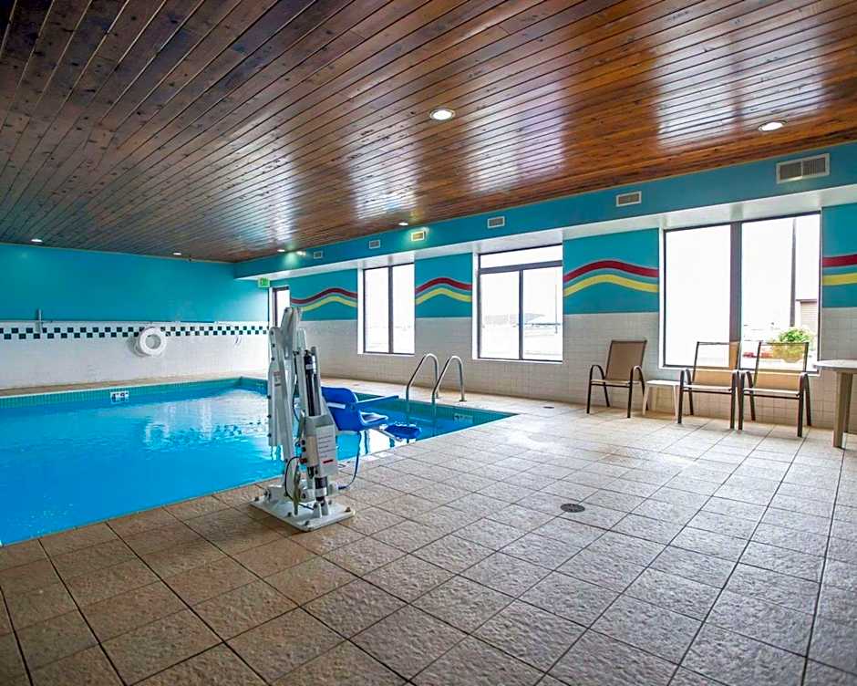 Quality Inn Peru near Starved Rock State Park