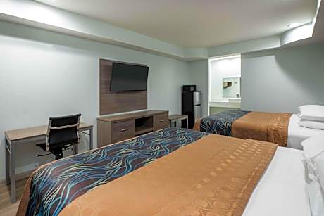 2 King Beds, Non-Smoking