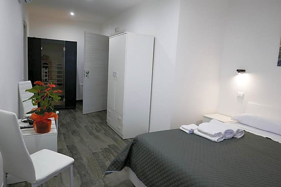 Opera Boutique Rooms