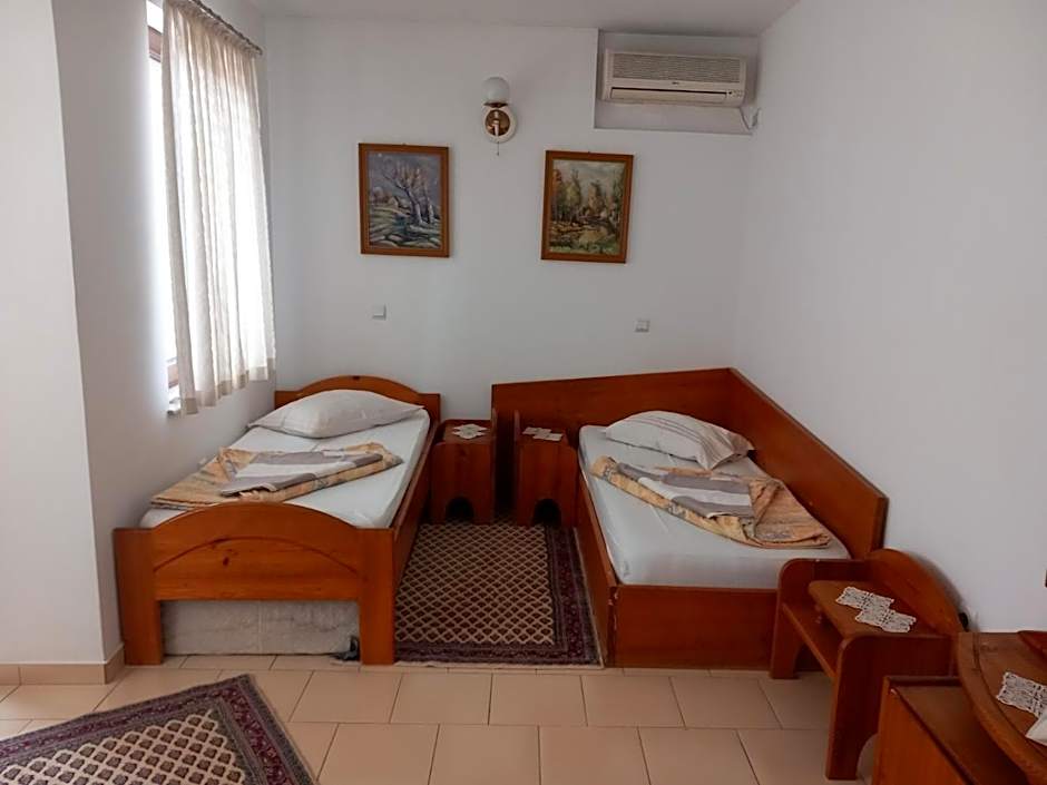 Hotel Mishel