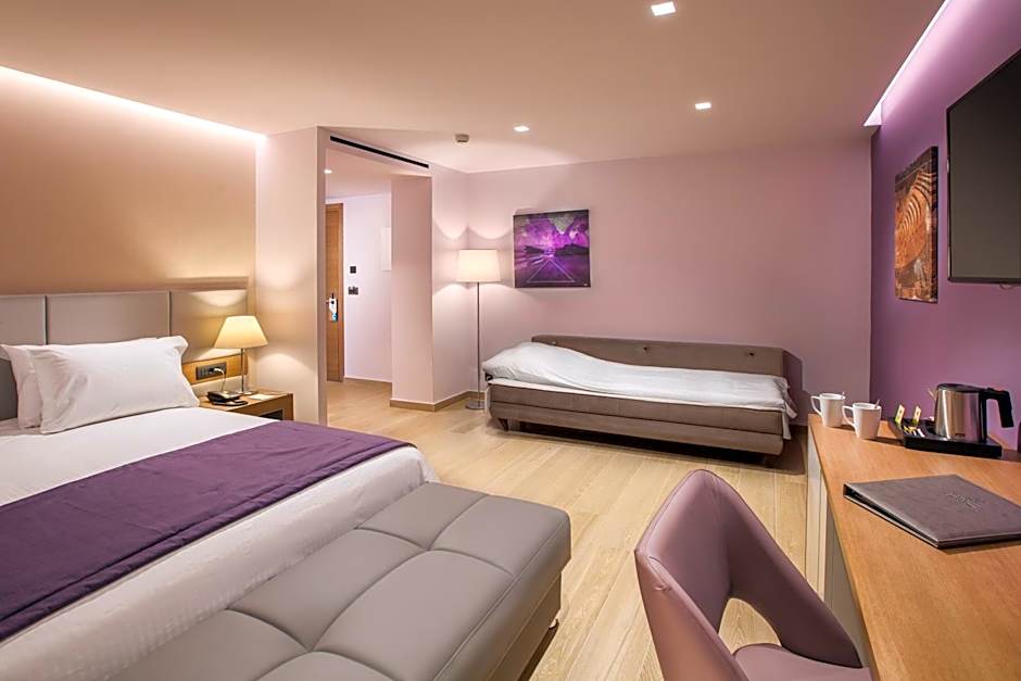 Blue Lagoon City Hotel