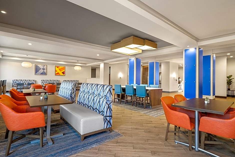 Holiday Inn Express & Suites Aiken By IHG