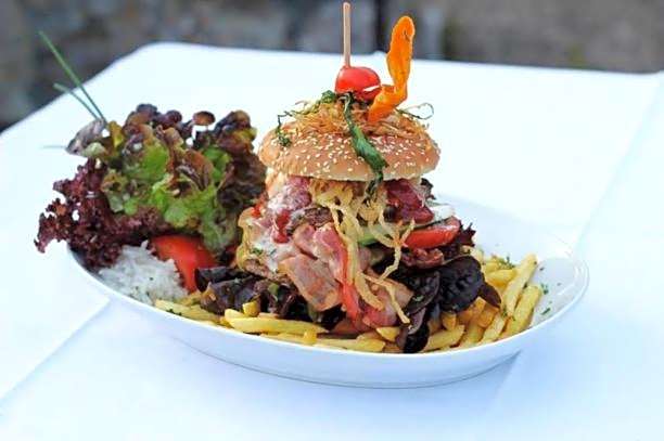 Aparthotel Peerless Dine