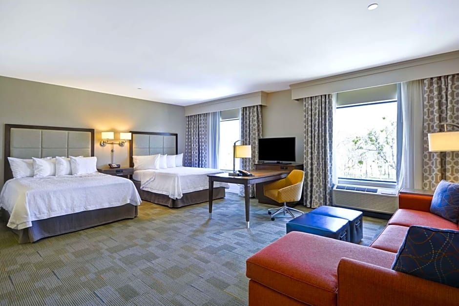 Hampton Inn By Hilton And Suites Dallas Plano East Tx