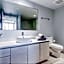 Stunning Penthouse Suite Waterfront 2BD 2BA
