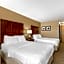 Comfort Inn & Suites East Moline near I-80