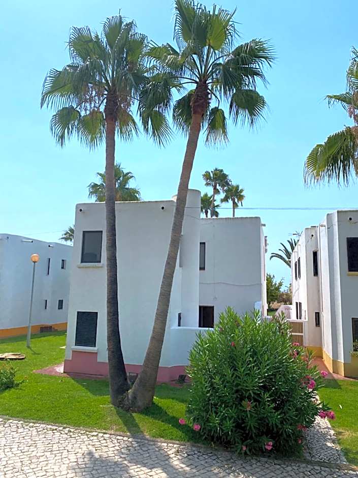 Beach House Golden Club