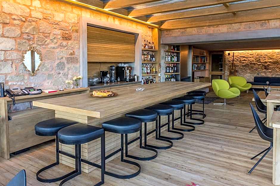 Escapade Luxury Residences