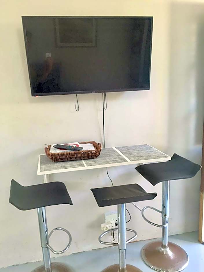 23 Ambleside Holiday Retreat by the sea