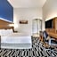 La Quinta Inn & Suites by Wyndham Alvin