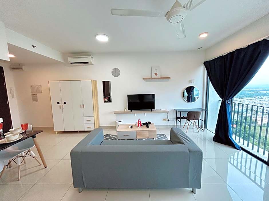 Trefoil by Manhattan Group