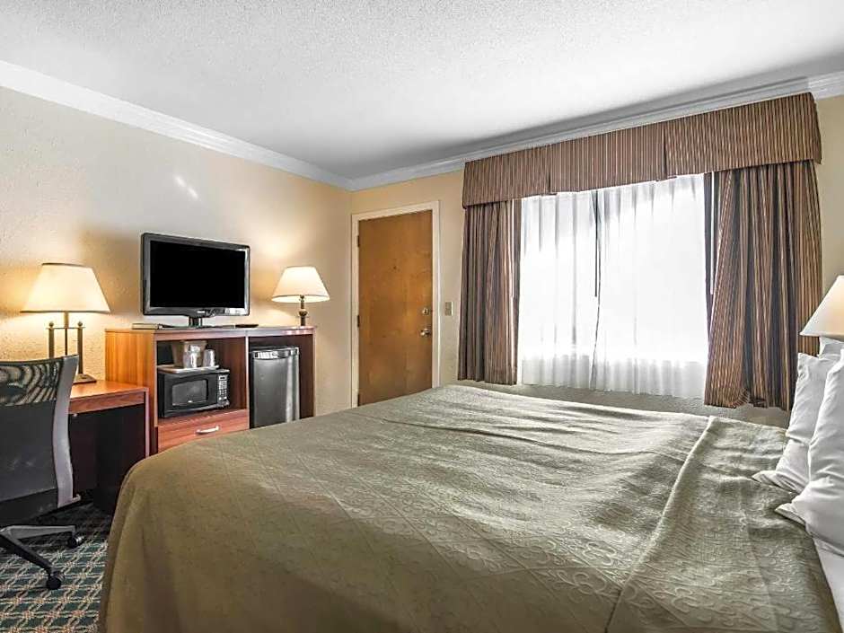 Quality Inn
