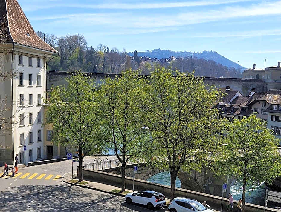 Hotel & Bistro Pêle-Mêle