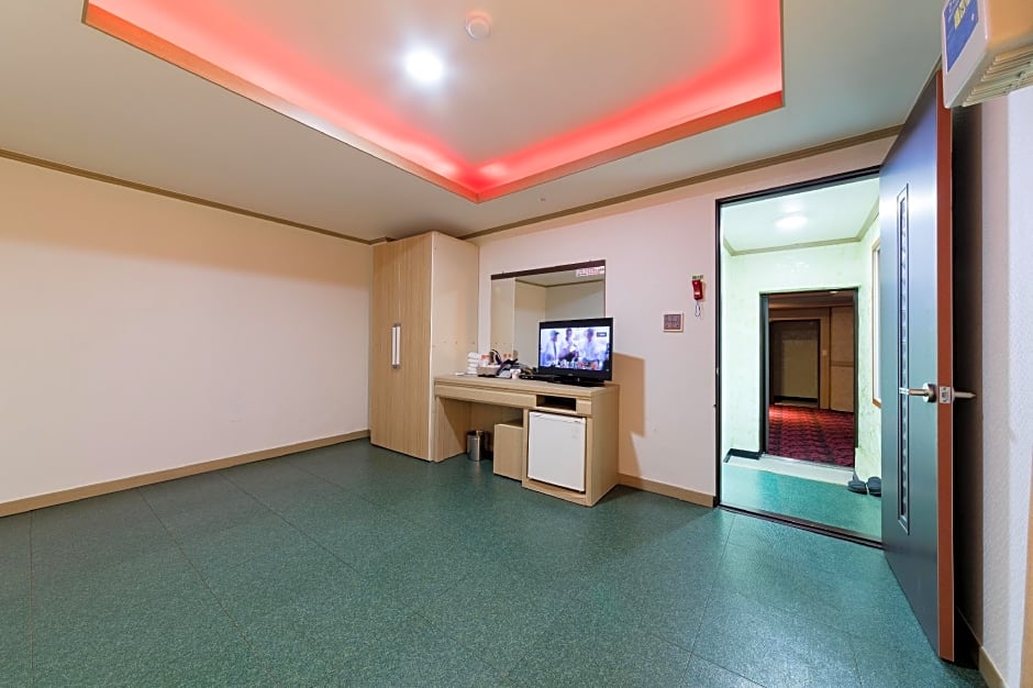 Suanbo Saipan Hot Spring Hotel