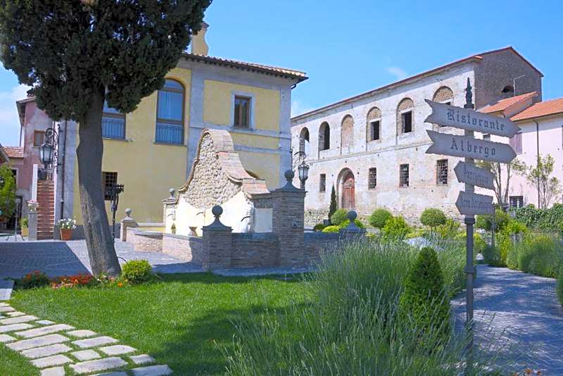 Relais Il Postiglione - Antica Posta dei Chigi