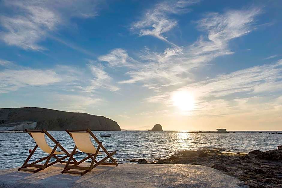 Nefeli Sunset Studios