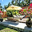 Villa Taman Kanti - 2 Bedroom private villa with swimming pool