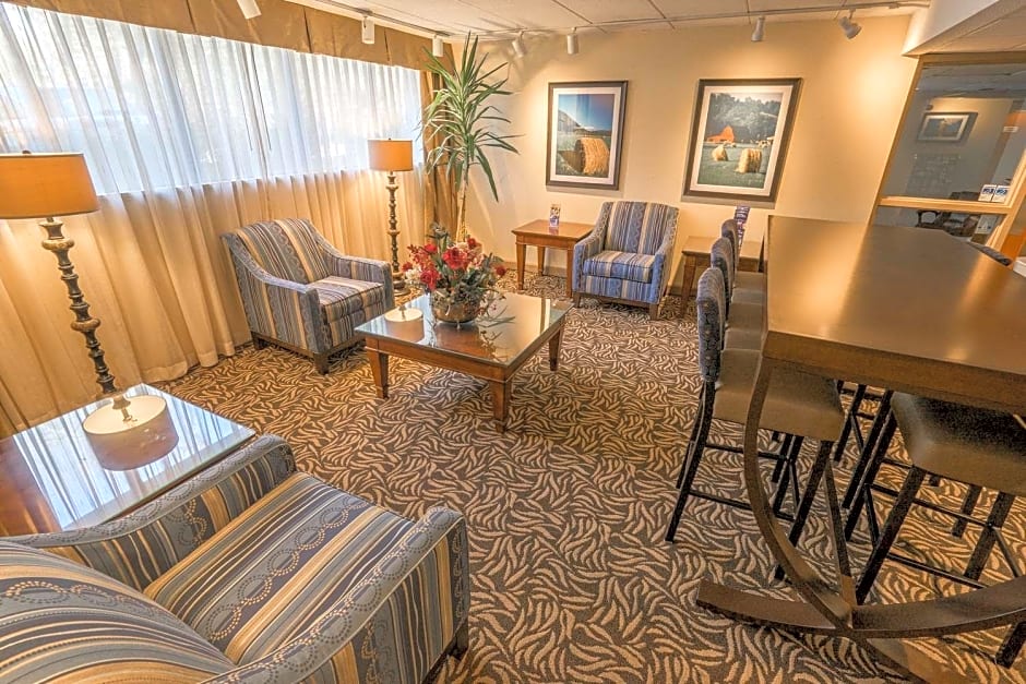 Baymont Inn & Suites by Wyndham Groton-Mystic