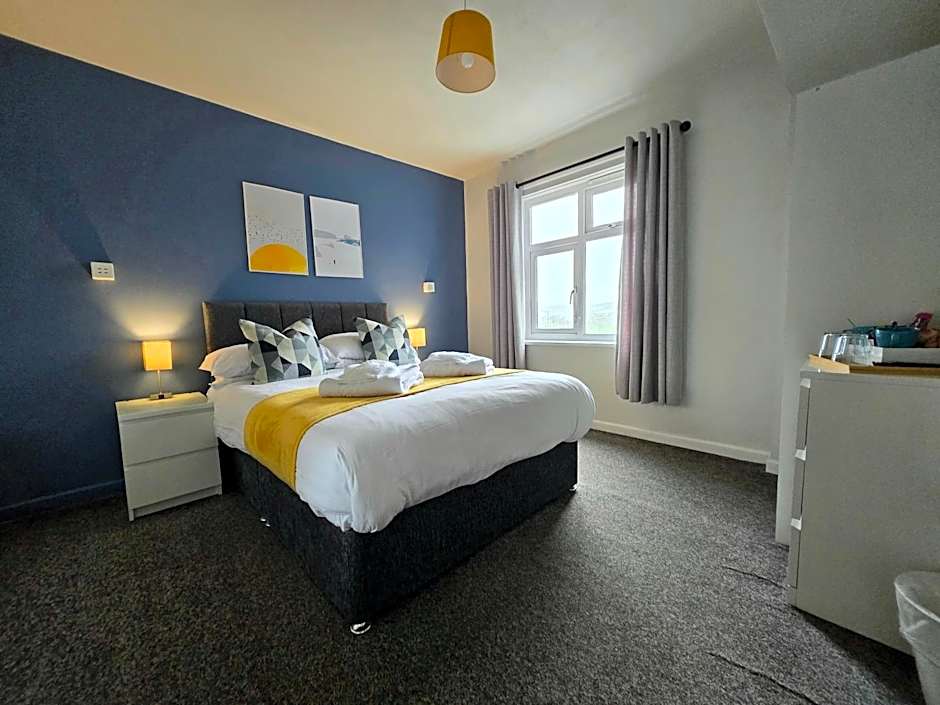 Beach Hotel Torbay B&B