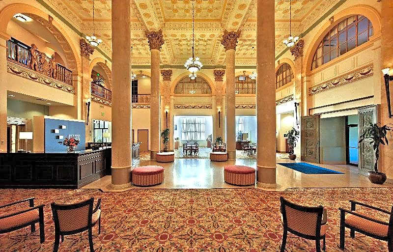 Holiday Inn Express Baltimore Downtown – Baltimore, MD