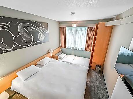 Standard Room with 1 double bed