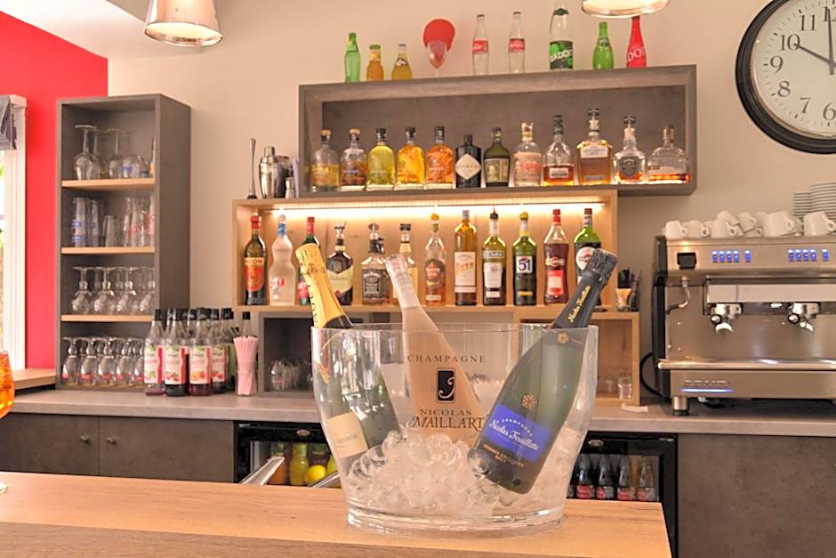 Inter-Hotel Lyon Sud Cris Hotel