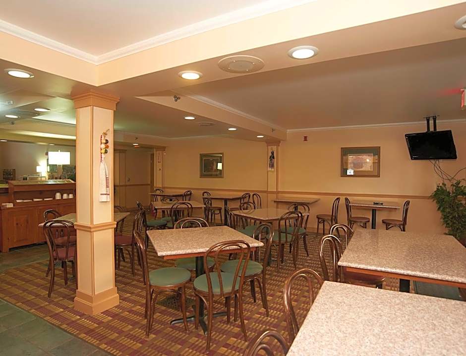 Hollow Inn and Motel