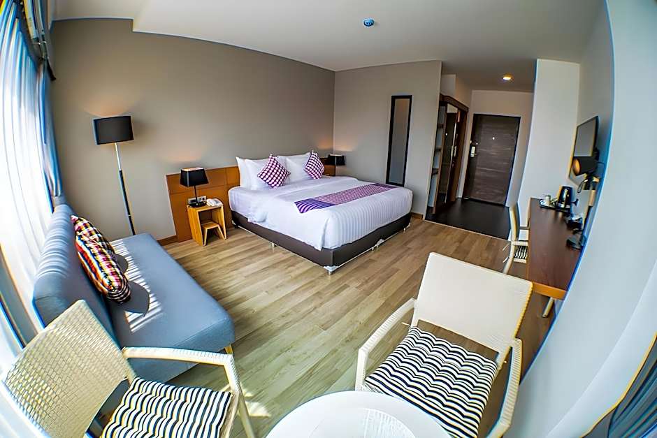 Comet Hotel Surat Thani