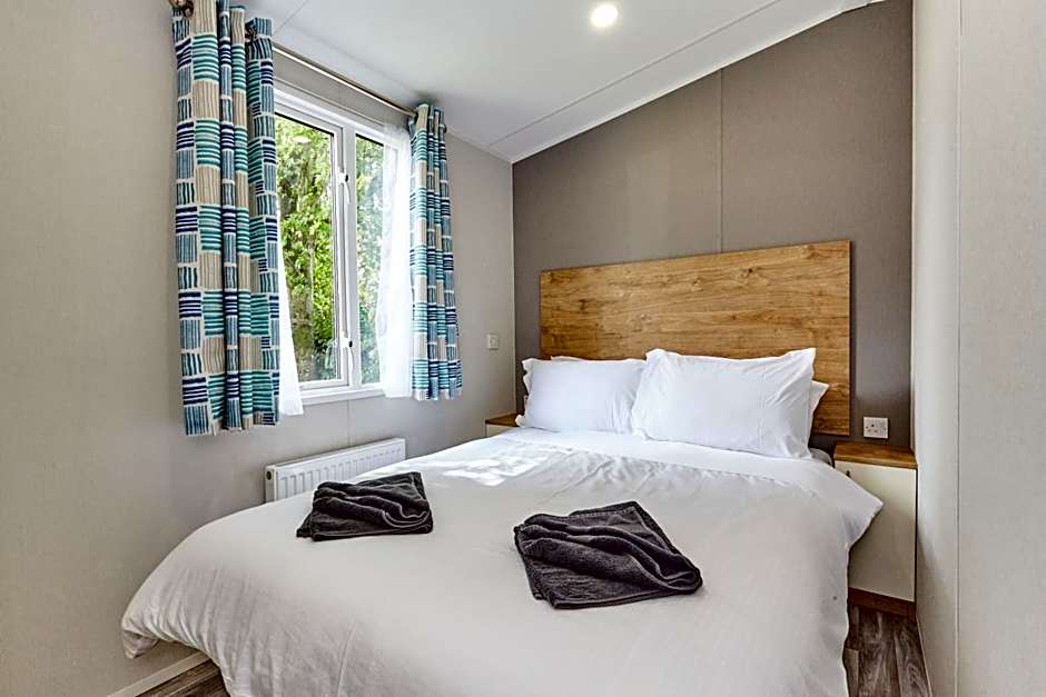 Letham Feus Lodge and Caravan Park