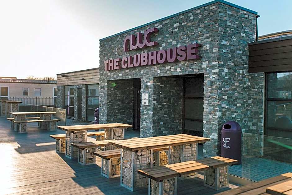 519 Family Caravan at Golden Gate Holiday Centre, Sleeps 6