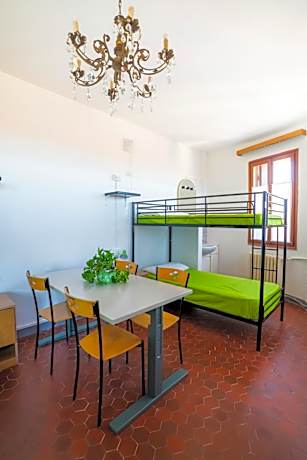 Single Bed in Female Dormitory Room with Shared Bathroom