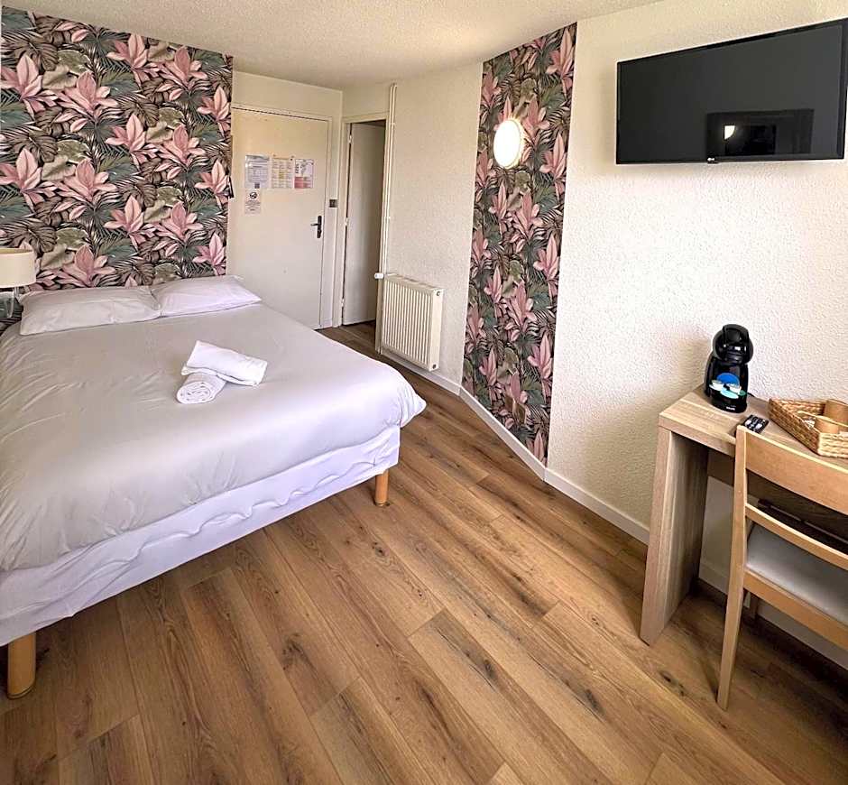 Couett'Hôtel Brest Port de plaisance, Les pieds dans l'eau