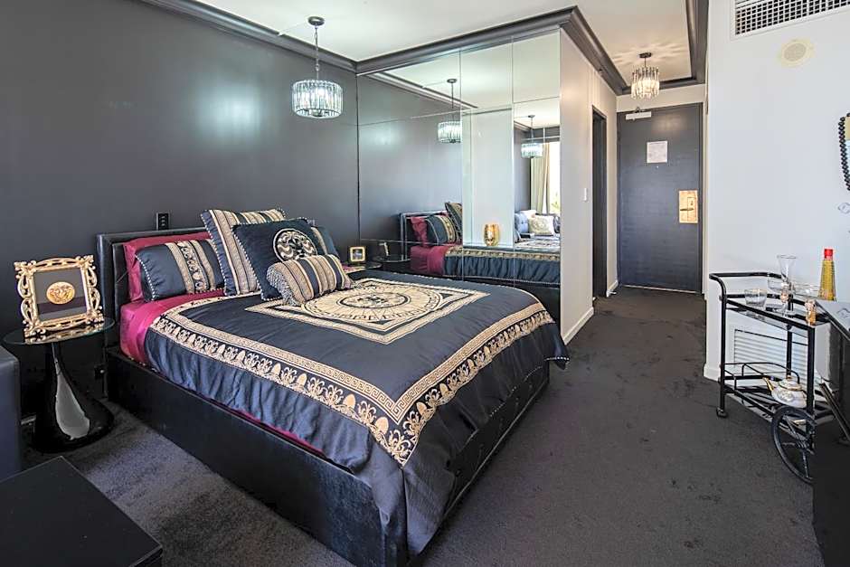 Designer Suites - Versace On View