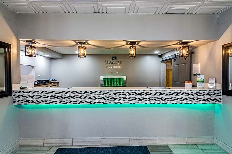 Americas Best Value Inn and Suites