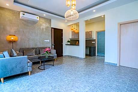 Family Suite with Connecting Room