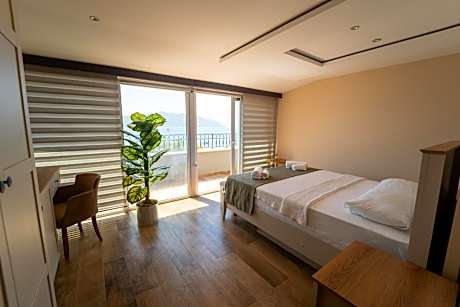 Suite with Sea View