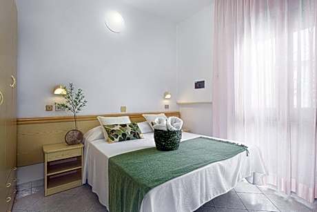 Classic Double Room with Balcony