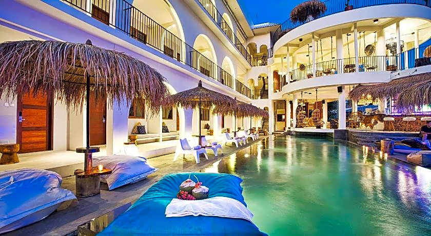 El Tropico Boutique Hotel