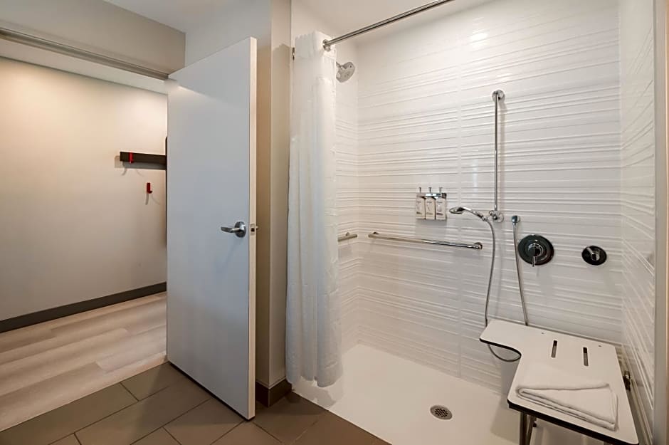 avid hotels - Mt Juliet Nashville Area By IHG