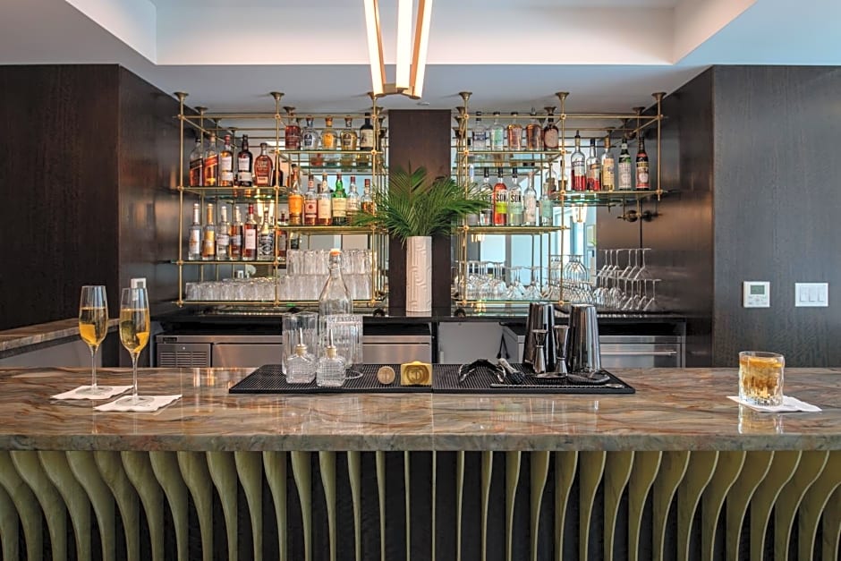 Tulsa Club Hotel Curio Collection By Hilton