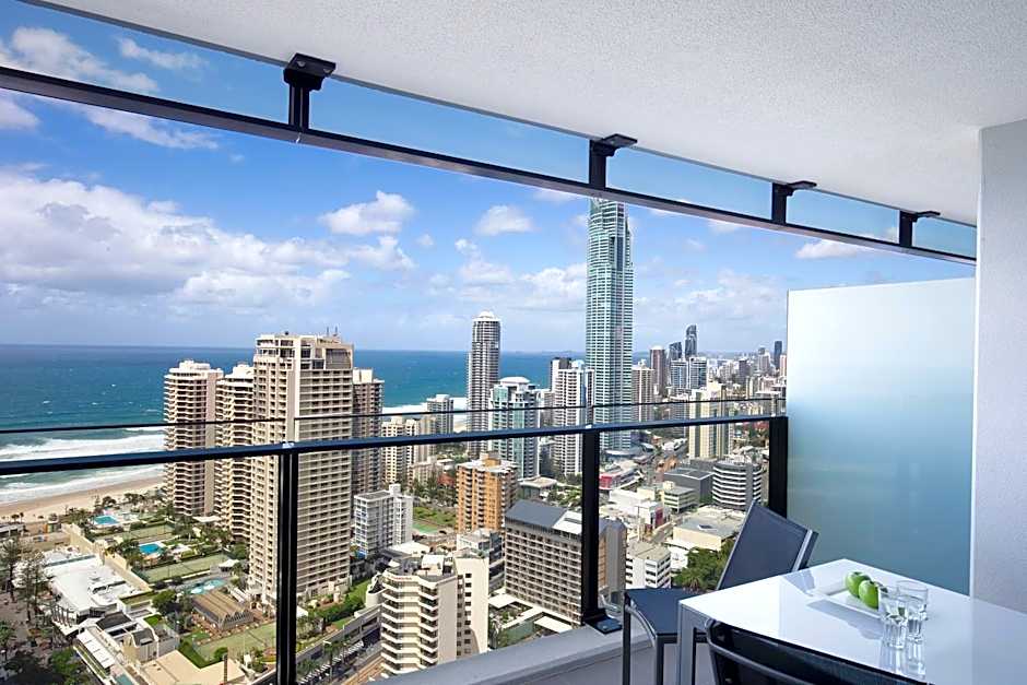 Mantra Circle on Cavill Surfers Paradise